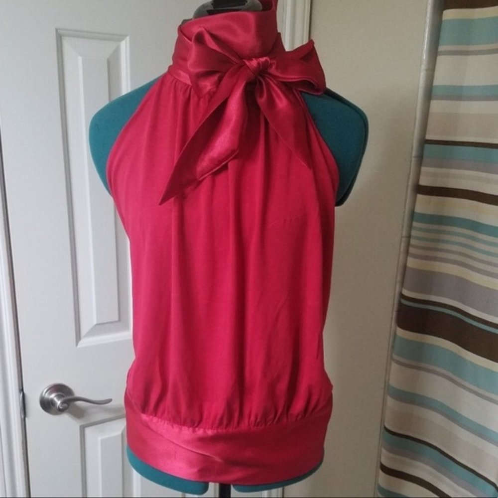 VICTORIA'S SECRET SEXY BACKLESS HALTER TOP RED